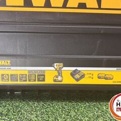 DEWALT デウォルト 18V ブラシレス 充電式 インパクトドライバ 4.0Ahバッテリ×2 充電器 未使用未開封品 【ハンズクラフト沖縄豊見城店】の画像