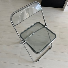 椅子の画像