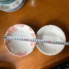 食器様々の画像