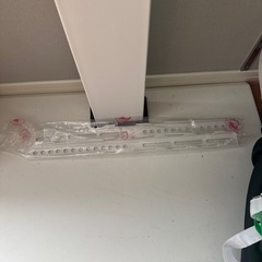 差し上げます。Amazon購入テレビスタンドの画像