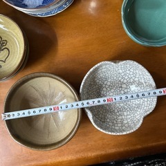 食器様々5点の画像