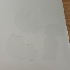 ステッカー跡、滑り止めパーツ2つ無し【surface Laptop4】の画像