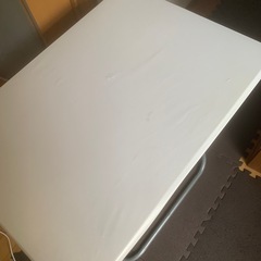 【中古】折り畳みテーブル白×シルバーの画像