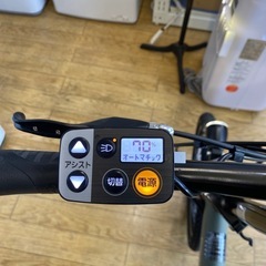 🦋超極美品🦋 Panasonic パナソニック 折りたたみ自転車 電動アシスト自転車  オフタイム 20インチ 2023年モデル BE-FW071 外装7段変速 折りたたみ マットオリーブ✖️デザートイエロー NO.2509Fの画像