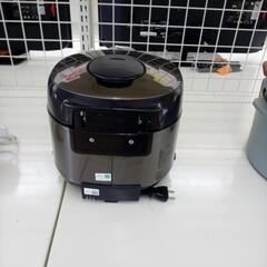 リユースのサカイ太田店★ジモティ割あり★ HITACHI 炊飯器　  23年製 ／クリーニング済み OJ10529の画像