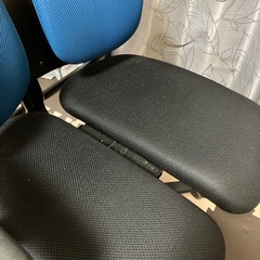 ゲーミングチェア　椅子　の画像