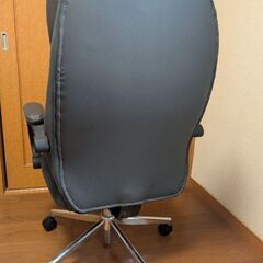 ニトリ　オフィスチェア(OC708 エアリー BK)の画像