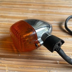 破損 カワサキ　フロントターンシグナル　エリミネーター250V用の画像