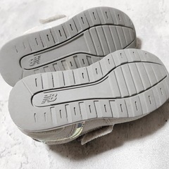 14.5cm ニューバランス996 キッズスニーカー　ホログラムの画像