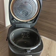 炊飯器　の画像