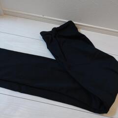 マタニティパンツとマタニティマークの画像