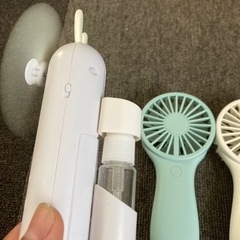 ハンディファン　3個　　ミストファン1個
の画像