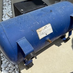 アネスト岩田　補助タンクの画像