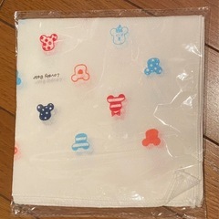 【新品未開封】スモルビ　ガーゼハンカチ　ベビーの画像