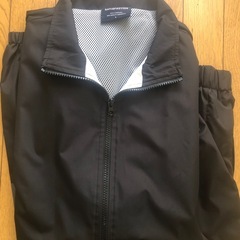 冬時期の衣類と長袖衣類の画像