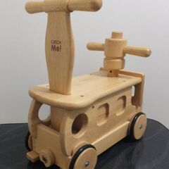 木製チャイルド乗用機関車の画像