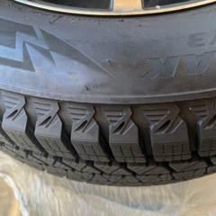 ほぼ新品　SUVタイヤ 225/65R/17の画像