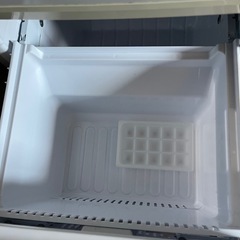 シャープ製冷蔵庫の画像
