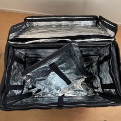 【ほぼ新品】uberバッグの画像