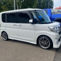 タントカスタム　4WDターボ　の画像