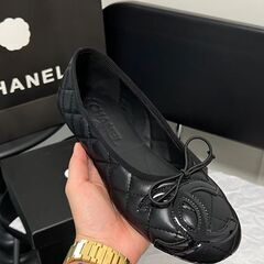 シャネル バレエフラットシューズの画像