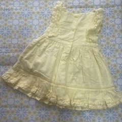 90cm babyGAP 花ワンピースの画像