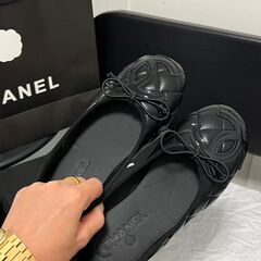 シャネル バレエフラットシューズの画像