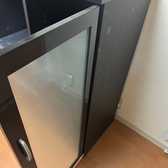 (無料　8/17まで)食器棚　東京インテリアの画像