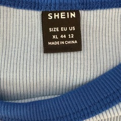 SHEIN レディース トップスの画像
