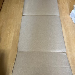 高反発三つ折りマットレスの画像