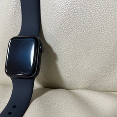 激安　Apple Watch SE 第2世代　GPS +セルラーモデル　40mm の画像
