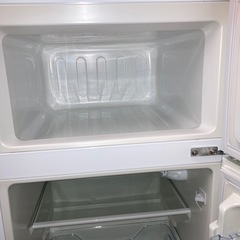 無料配送☆冷凍庫付き2ドア90リットルの画像