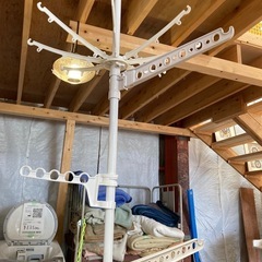 突っ張り物掛けの画像