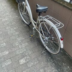 リサイクルショップどりーむ荒田店　No438 自転車　シティサイクル　ママチャリ　２６インチ　サンドベージュカラー　LED付き♪　カゴ付き♪の画像