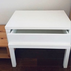 美品✴︎IKEAイケア　サイドテーブルの画像