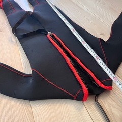 子供用ウェットスーツの画像