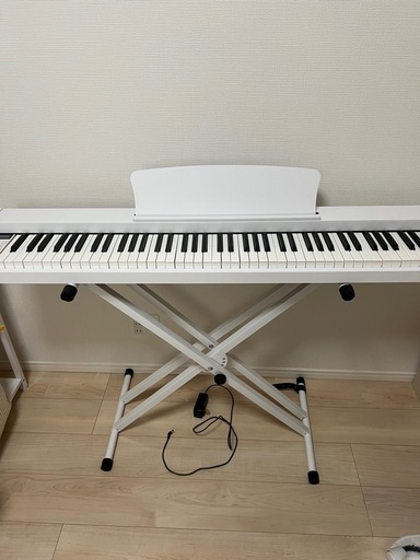 Carina 電子ピアノ 88鍵盤 キーボード 木製デザイン 白