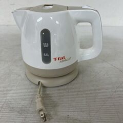 ティファール 電気ケトル BF805 0.8L 1250W 白色 動作確認済 電気湯沸器 T-fal APRECIA キッチン家電 湯沸かし 19 Y2087の画像