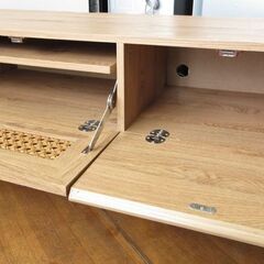 ♪LOWYA/ベガコーポレーション フィナントテレビボード 140cm お洒落なTV台♪の画像