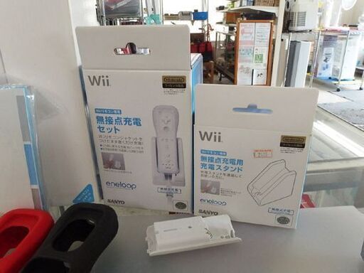 Wii セット Wii Fit付き 付属品多数！ リモコン ゲーム機 本体 無接点充電セット モーションプラス テレビゲーム  札幌市