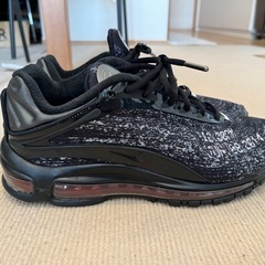 SKEPTA × NIKE AIR MAX DELUXE BLACK/DEEP REDの画像