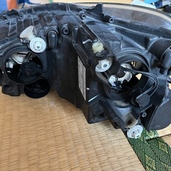 VWポロのヘッドライト右のみの画像