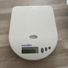 赤ちゃん体重計の画像
