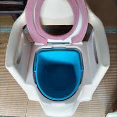 ポータブルトイレ（未使用）の画像