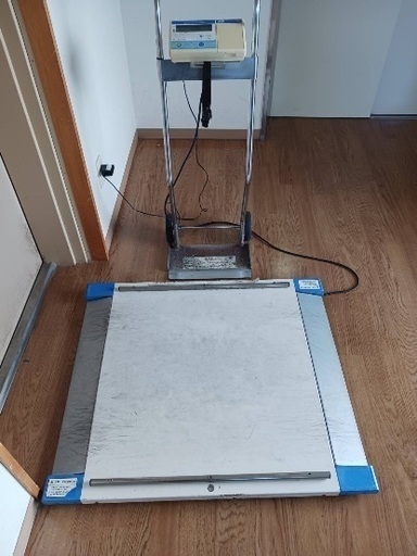 車椅子　体重計