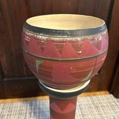 陶器　フラワースタンド　
花台　鉢カバー　　の画像