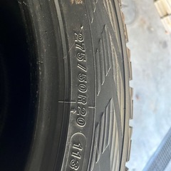 275/50r20冬4本の画像