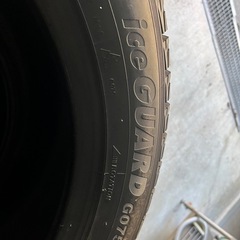 275/50r20冬4本の画像