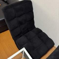 座椅子　ソファーの画像