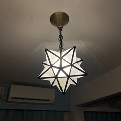 立体　星型ペンダントライトの画像